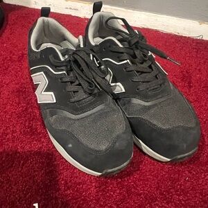 New Balance Black and Gray Retro Sneakers Suede Mesh